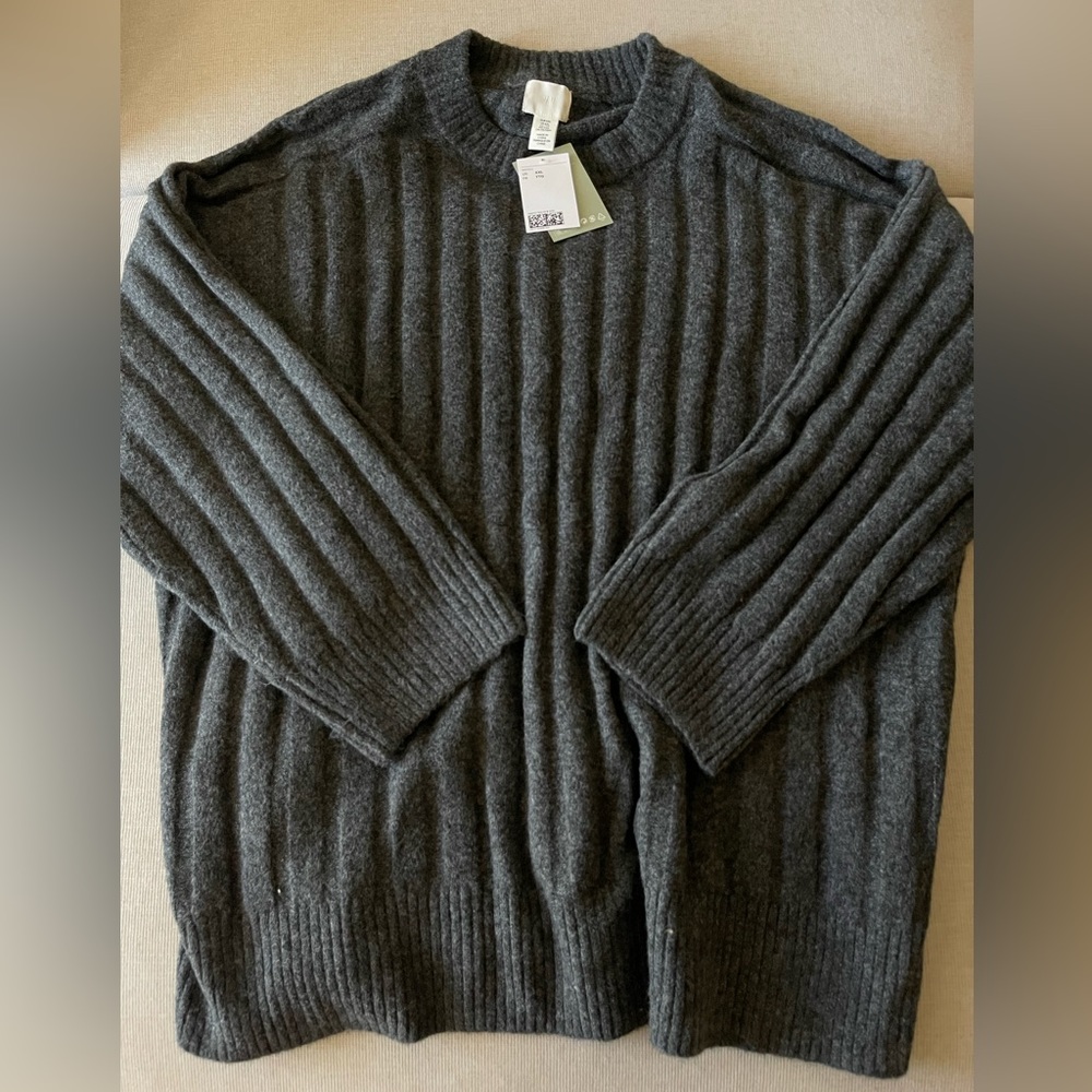 H&M sweater